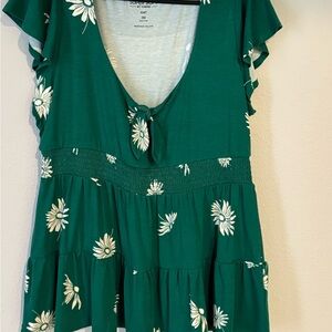 Torrid Green Floral Women's Top
